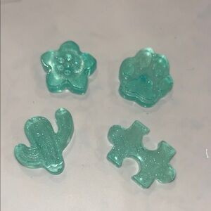 Aqua Resin Charms Set